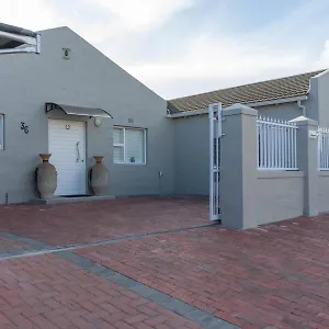Vida Tranquilo Guest house Edgemead